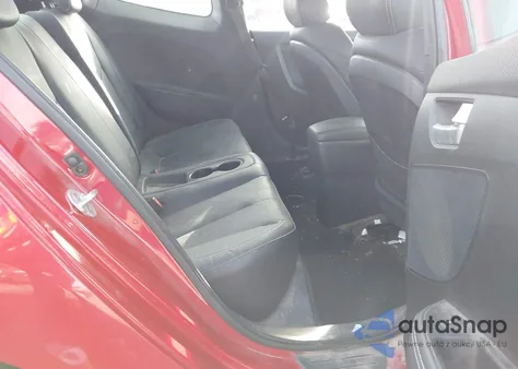 2015 Hyundai Veloster Turbo z USA, uszkodzony, nr VIN KMHTC6AE4FU236097